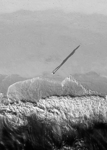 The Thin Line Drifting — from the Monochrome collection